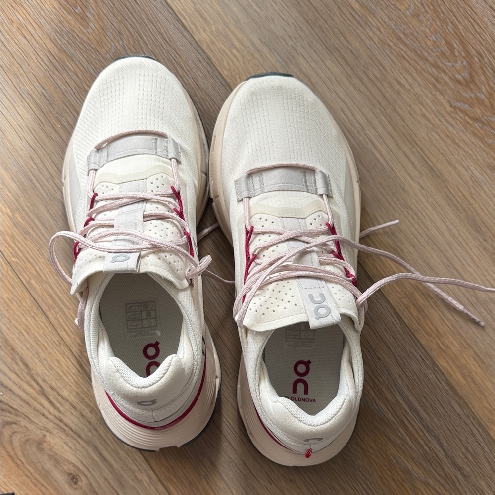 On Running CloudTec Sneakers